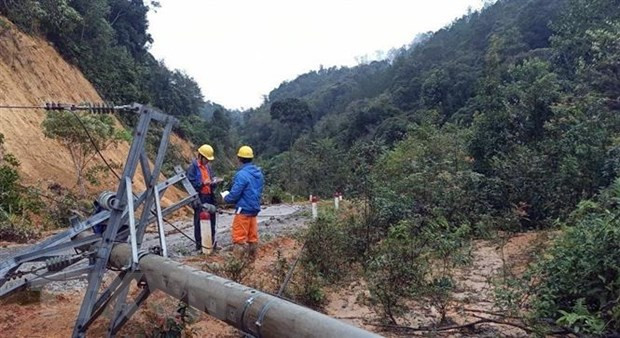 Ngành điện Việt Nam chủ động ứng phó với thiên tai, giảm thiệt hại ảnh 4
