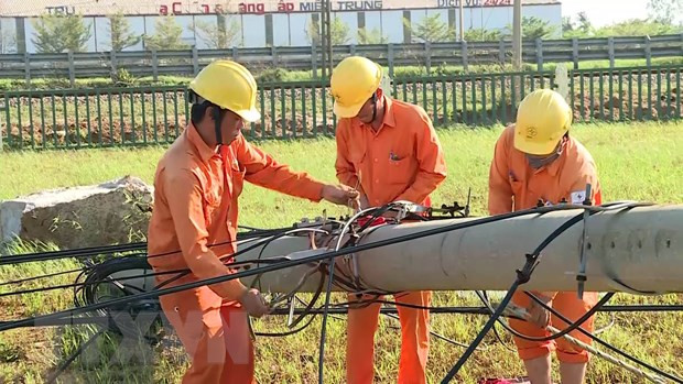 Ngành điện Việt Nam chủ động ứng phó với thiên tai, giảm thiệt hại ảnh 2