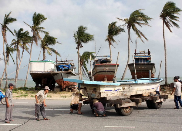 Học sinh Đà Nẵng nghỉ học ngày 9/11 để tránh bão ảnh 1