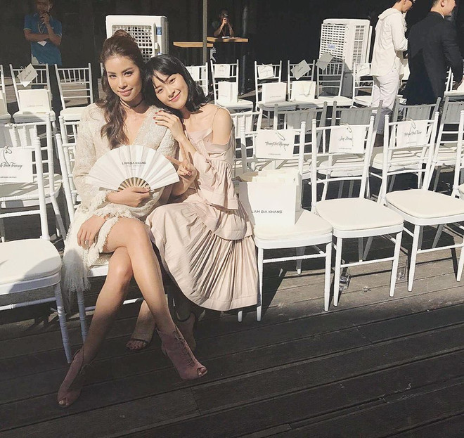 Dàn sao Việt nô nức tham gia show diễn thời trang hè 2017 ảnh 7