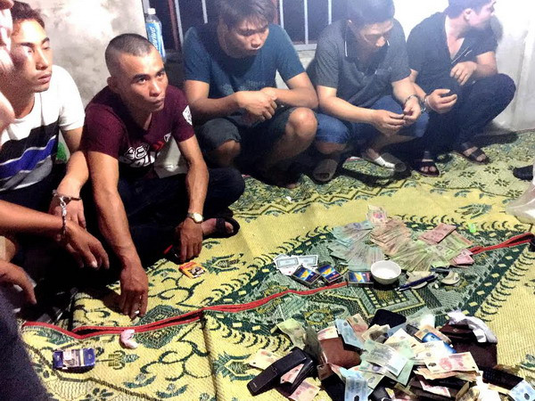 Quảng Bình phá vụ đánh bạc, bắt gọn 25 đối tượng tham gia ảnh 1