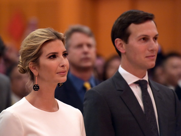 Điều tra sử dụng thư điện tử cá nhân trong chính quyền Donald Trump ảnh 1