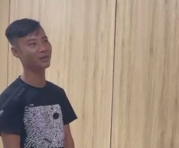 Đà Nẵng: Tìm ra đối tượng đánh giày "chặt chém" 400.000 đồng một đôi ảnh 1