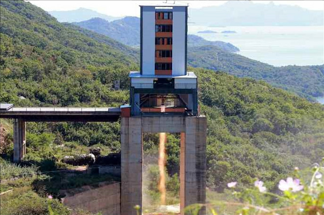 "Thùng thuốc súng" trên bán đảo Triều Tiên đã tạm được tháo ngòi ảnh 2