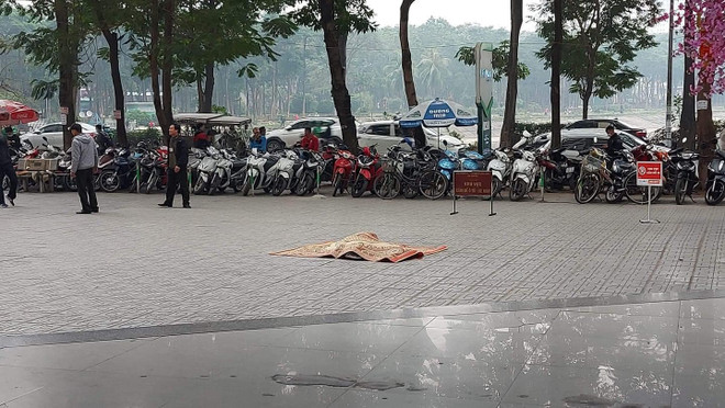 Hà Nội: Người đàn ông rơi từ tầng 15 chung cư HH Linh Đàm tử vong ảnh 1