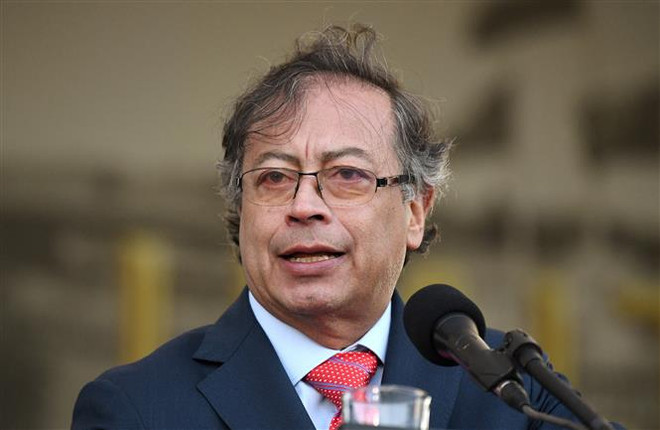 Tổng thống Colombia Gustavo Petro. (Ảnh: AFP/ TTXVN) Tổng thống Colombia thăm Venezuela vài ngày sau khi mở cửa biên giới ảnh 1