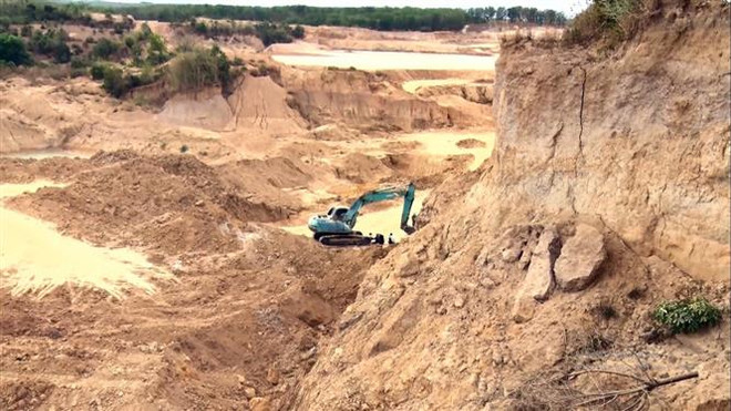Kon Tum yêu cầu xử lý nghiêm hoạt động khai thác khoáng sản trái phép ảnh 2
