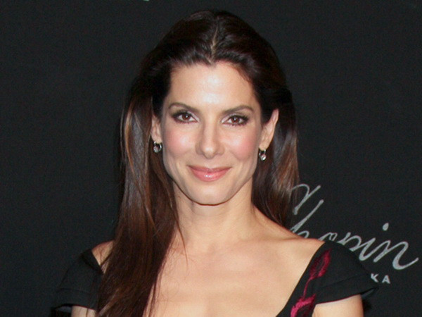 Sandra Bullock trở thành nữ hoàng thu nhập mới của Hollywood ảnh 1