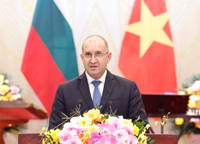 ttxvn_tiec_chieu_dai_chao_mung_tong_thong_bulgaria_rumen_radev_va_phu_nhan_4.jpg