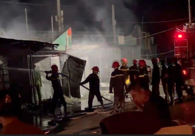 Đồng Nai: Cháy xưởng làm đế giày trong khu công nghiệp Thạnh Phú ảnh 1