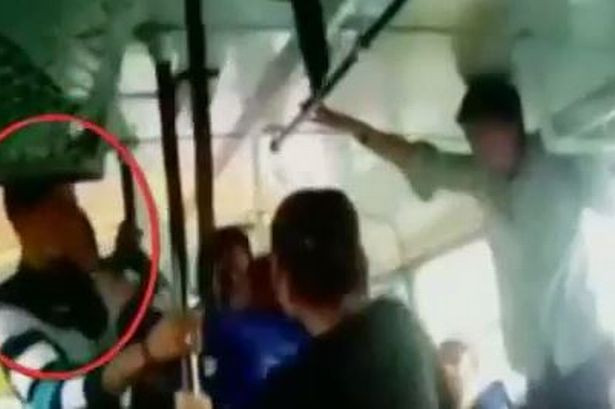 Hai chị em trừng trị thẳng tay "yêu râu xanh" trên xe buýt ảnh 1