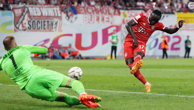 Sadio Mane tiếp tục lập công cho Bayern. (Nguồn: FcBayern) Bayern Munich lần thứ 10 giành Siêu cúp Đức sau 'bữa tiệc bàn thắng' ảnh 1