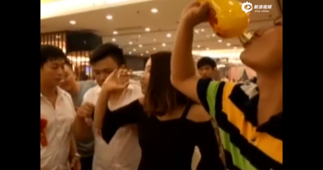 Trung Quốc: Phù dâu chết thảm trong đám cưới vì uống nhiều rượu ảnh 1