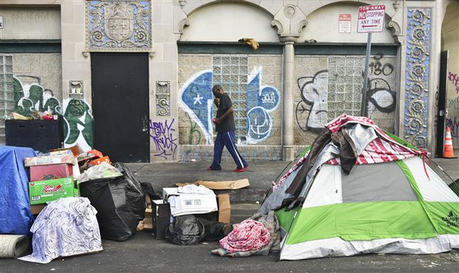 Mỹ: Tòa án Tối cao đình chỉ lệnh cấm đuổi người thuê nhà của CDC ảnh 1