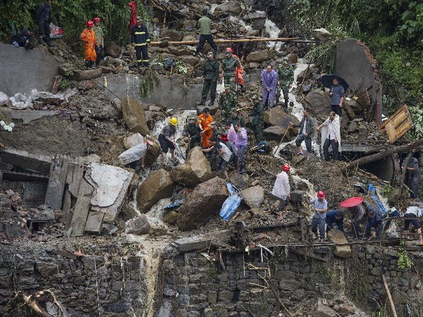 Trung Quốc: Mưa lũ quét qua Trùng Khánh, 11 người thiệt mạng ảnh 1