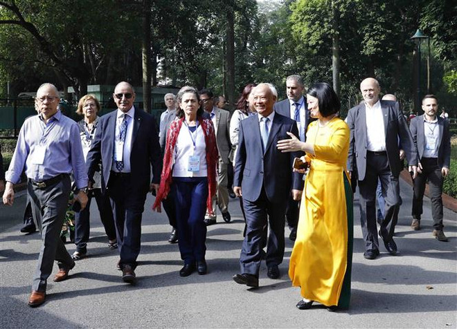 "Việt Nam sẽ đóng góp tích cực cho phong trào hòa bình thế giới" ảnh 2