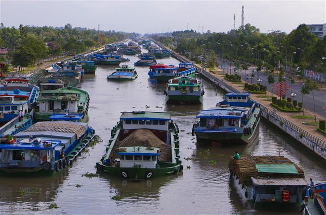 Bán đấu giá vốn Nhà nước tại 8 công ty quản lý đường thủy ảnh 1