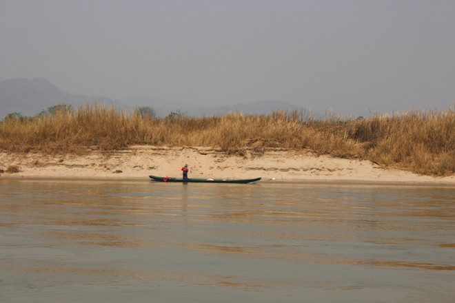 Bài 2: Thủy điện trên dòng chính Mekong ảnh hưởng gì đến vùng hạ lưu? ảnh 2