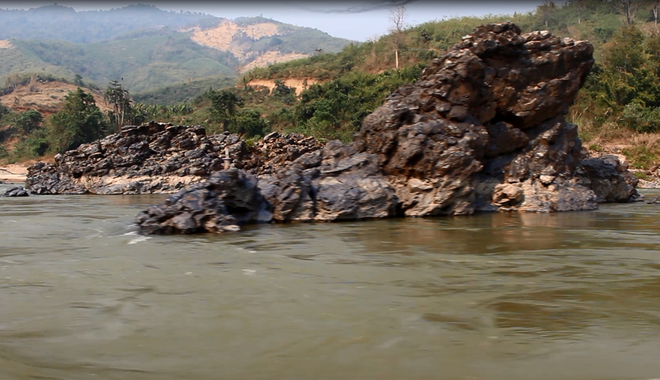 Bài 3: Ghềnh đá khổng lồ trên dòng Mekong trước nguy cơ bị “khai tử” ảnh 1