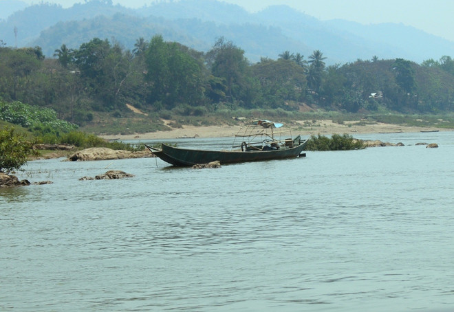 Bài 1: Khi mực nước sông Mekong thay đổi bất thường ảnh 2