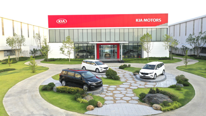 THACO xuất khẩu 40 xe du lịch Kia Grand Carnival sang Thái Lan ảnh 2