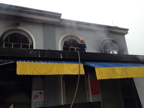 Dập tắt kịp thời đám cháy chợ Bảo Lộc ở Lâm Đồng ảnh 1