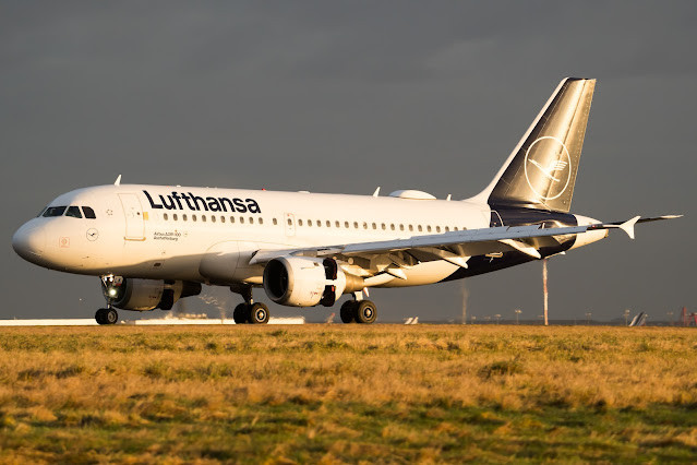 Máy bay của hãng hàng không Lufthansa. (Nguồn: Getty) Hàng không Đức thông báo hủy nhiều chuyến bay do bão lớn ảnh 1