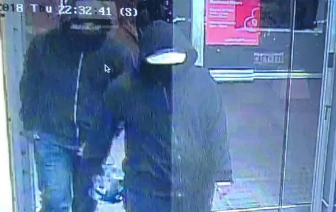 Canada: Phát hiện 2 đối tượng khả nghi liên quan vụ nổ tại Mississauga ảnh 1