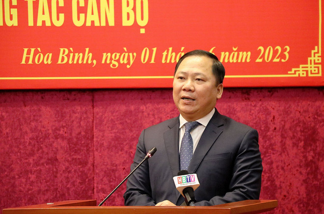 Tỉnh ủy Hòa Bình tổ chức hội nghị công bố về công tác cán bộ ảnh 2