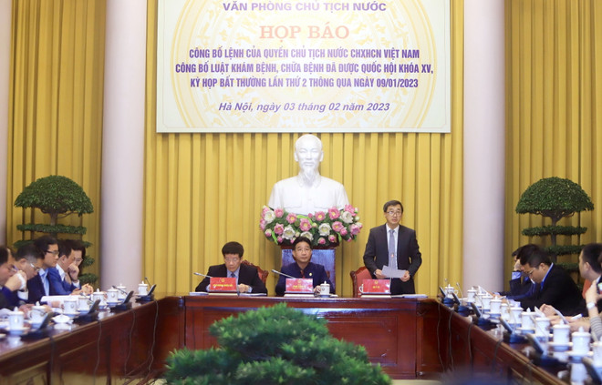 Công bố Lệnh của quyền Chủ tịch nước về Luật Khám bệnh, chữa bệnh ảnh 1