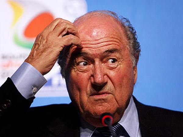 Chủ tịch FIFA Blatter trên "ghế nóng" trước thềm World Cup ảnh 1