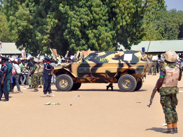 Nigeria lùi thời điểm bầu cử tổng thống 6 tuần vì lý do an ninh ảnh 1