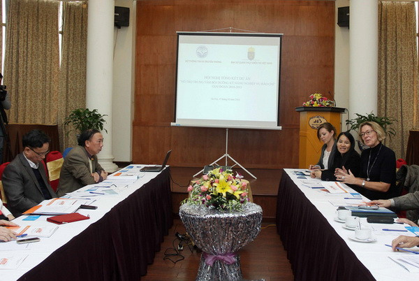 Quang cảnh hội nghị. (Ảnh: Minh Quyết/TTXVN) Nâng cao tính chuyên nghiệp, hiện đại cho các nhà báo ảnh 1