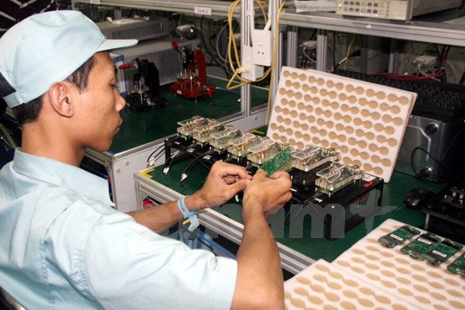 Nhìn lại doanh thu của một số doanh nghiệp công nghệ Việt năm 2015 ảnh 1