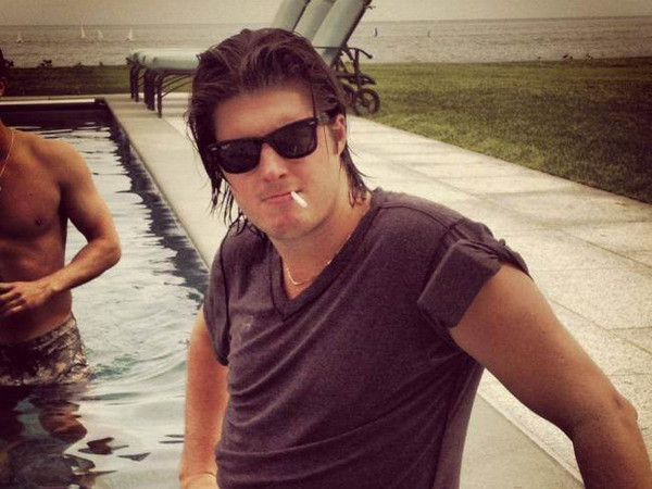 Người đồng sáng lập thử thách dội nước qua đời ở tuổi 27 ảnh 1