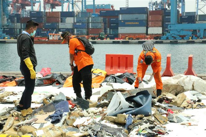 Rơi máy bay Lion Air tại Indonesia: Đã tìm thấy hộp đen ảnh 1
