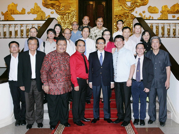 Phó Thủ tướng Vũ Đức Đam tiếp đoàn các nhà báo ASEAN ảnh 1