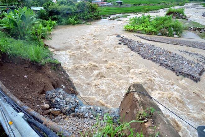 Mưa lớn tiếp diễn tại một số địa phương khu vực phía Bắc ảnh 1