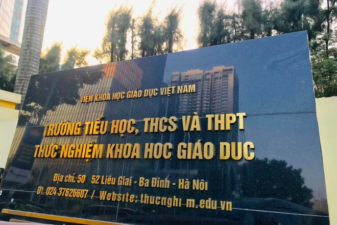 Hà Nội: Phát hiện giòi trong suất ăn của học sinh trường Thực nghiệm ảnh 1