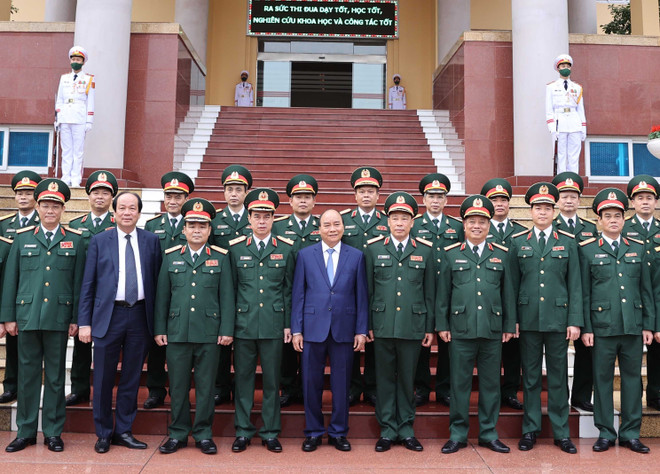 Thủ tướng Nguyễn Xuân Phúc thăm và làm việc tại Học viện Quốc phòng ảnh 1