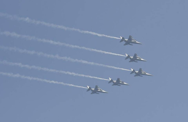 Ấn Độ phô trương sức mạnh quân sự dịp lễ kỷ niệm Ngày Cộng hòa ảnh 1