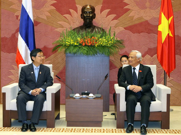 Phó Chủ tịch Quốc hội tiếp Phó Chủ tịch Hội đồng Lập pháp Thái Lan ảnh 1