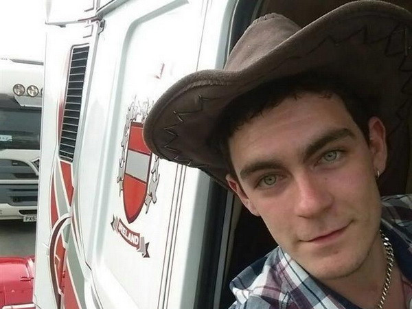 Vụ 39 thi thể: Đối tượng bị bắt giữ tại Ireland là đầu mối quan trọng ảnh 1