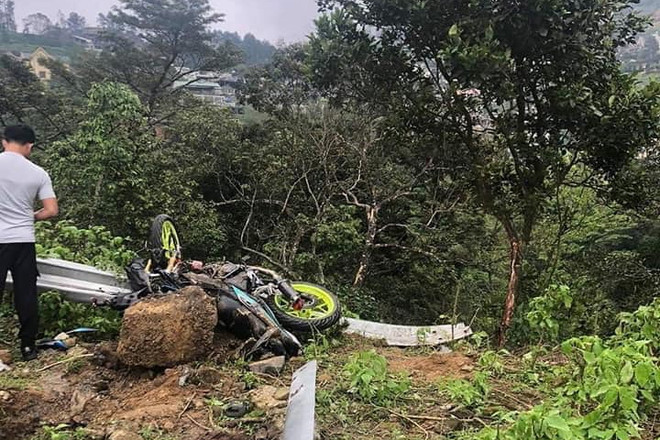 Danh tính 4 người tử vong trong vụ xe ôtô lao vực sâu ở Tam Đảo ảnh 1