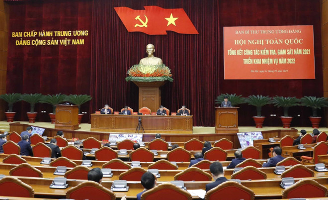 Quang cảnh hội nghị toàn quốc tổng kết công tác kiểm tra, giám sát năm 2021. (Ảnh: Phương Hoa/TTXVN) Đồng bộ kiểm tra và giám sát, chú trọng lĩnh vực dễ nảy sinh vi phạm ảnh 1