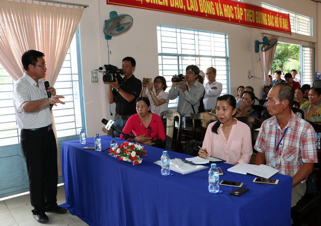 "Nuôi cá bè ở miệng ống xả Nhà máy Giấy Lee&Man để cán bộ ăn" ảnh 1