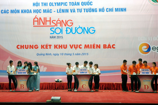 Nữ sinh năm 4 dành giải nhất Hội thi Olympic "Ánh sáng soi đường" ảnh 1