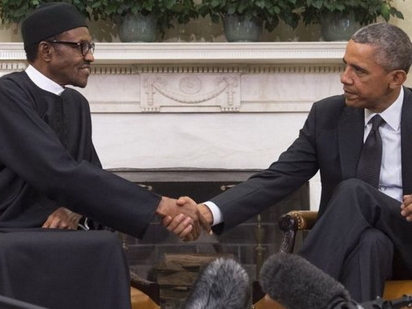 Hai Tổng thống Mỹ và Nigeria bàn về chống khủng bố, dịch Ebola ảnh 1