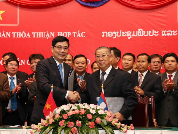 Việt Nam và Lào tăng hợp tác trong lĩnh vực nông, lâm nghiệp ảnh 1