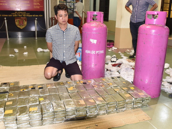 Triệt phá đường dây vận chuyển ma túy lớn nhất từ trước tới nay ảnh 1